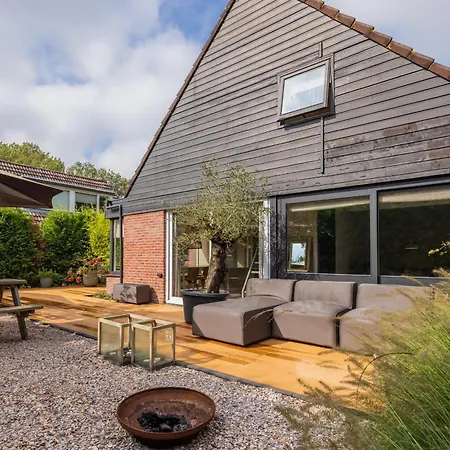 Holiday home -casa Como- Nabij Het Meer, Restaurants & Keukenhof