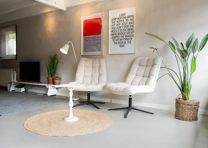 -casa Como- Nabij Het Meer, Restaurants & Keukenhof בית נופש